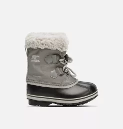 Grosses soldes 🔥 Sorel Bottes De Neige Botte de Neige Nylon Yoot Pac™ Enfant ⭐ 86 Botte de Neige Nylon Yoot Pac™ Enfant Botte de Neige Nylon Yoot Pac™ Enfant, Quarry, Dove, front