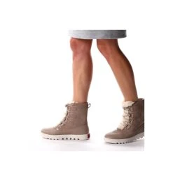 Botte Imperméable Joan of Arctic™ Next Lite Femme Botte Imperméable Joan of Arctic™ Next Lite Femme, Omega Taupe, Fawn, video