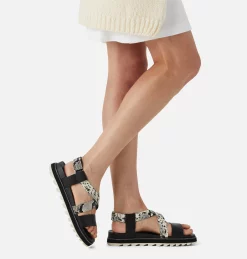Womens Roaming™ Criss Cross Sandal Womens Roaming™ Criss Cross Sandal, Black, White, a9