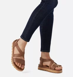 Womens Roaming™ Criss Cross Sandal Womens Roaming™ Criss Cross Sandal, Velvet Tan, a9