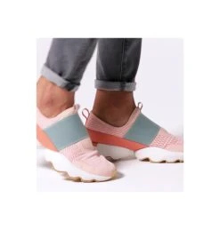 Basket Kinetic™ Impact Strap Femme Basket Kinetic™ Impact Strap Femme, Peach Blossom, Paradiso Peach, video