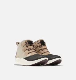 Botte Imperméable Out N About™ III Classic Femme Botte Imperméable Out N About™ III Classic Femme, Omega Taupe, Black, 3/4 front