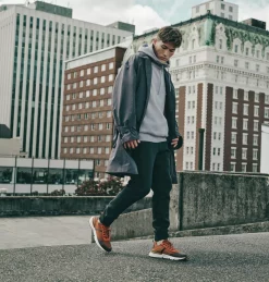 Basket Imperméable Kinetic™ Rush Homme Basket Imperméable Kinetic™ Rush Homme, Dark Amber, Spark Orange